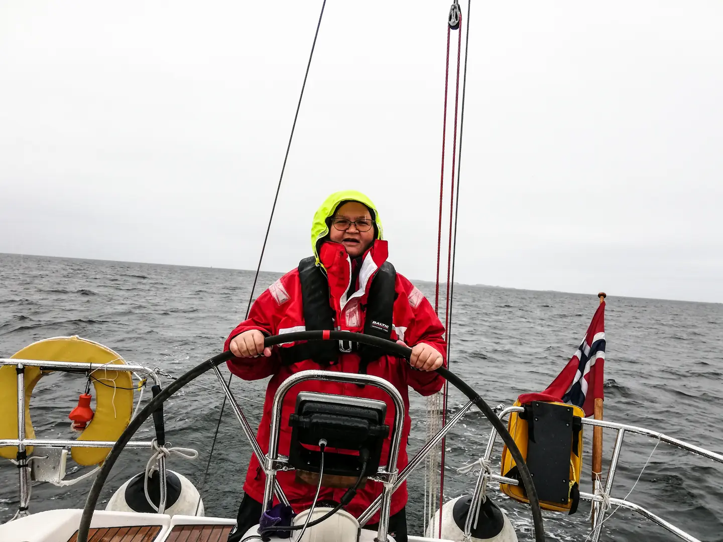 Grethe Megrund på ferie i ruskevær.
