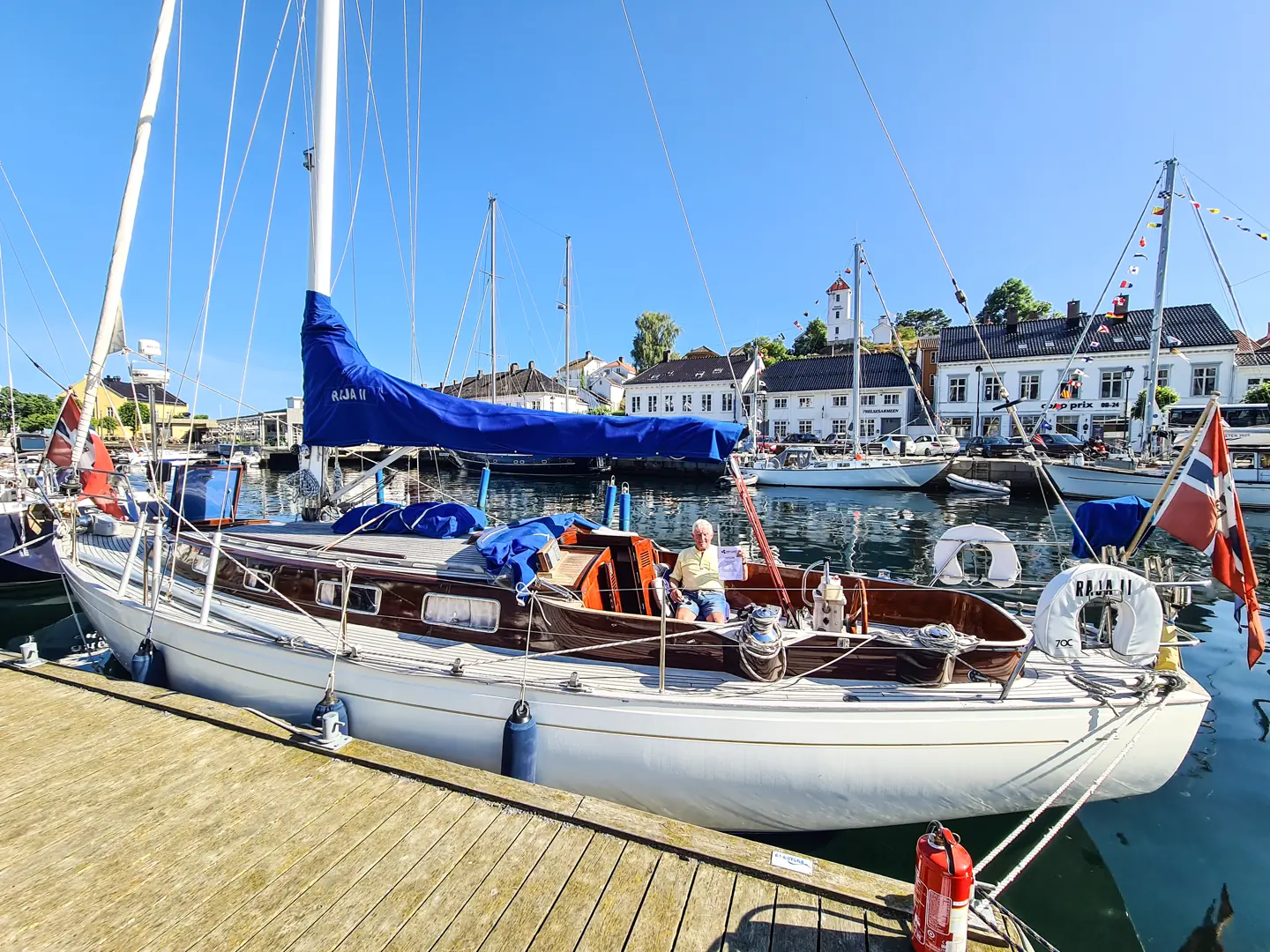 Raja II. Alle foto: Eivind Rabben