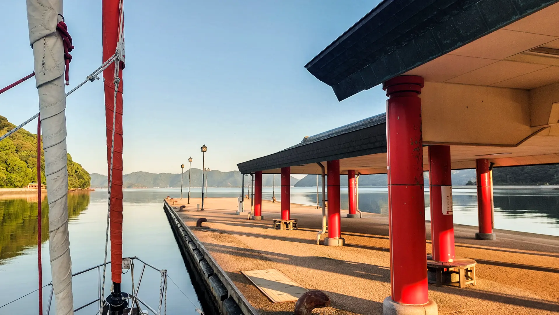 Japan tok oss i mot med en forbausende velutbygd infrastruktur for seilbåter på tur gjennom fiskerinasjonen. (Foto: Torill Meistad)